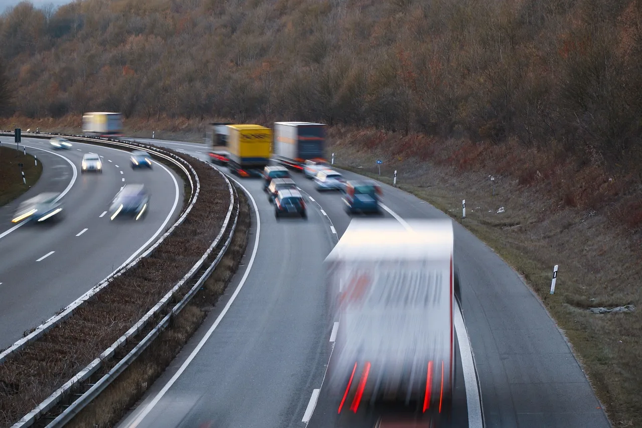 highway, speed, traffic, asphalt, car, ride, road, mobility, car wallpapers, vehicles, truck, quickly, driveway. Local service ventures: fewer competitors, tighter routes, longer memory